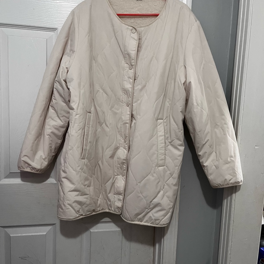 Women's Cream Quilted Jacket - Picture 2 of 9